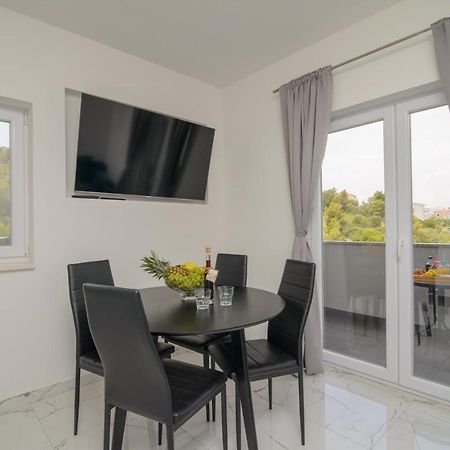 Apartments Pelja تروغير المظهر الخارجي الصورة